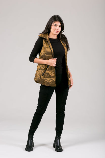 Jacklyn's Fashions Women's Metallic Puffer Vest