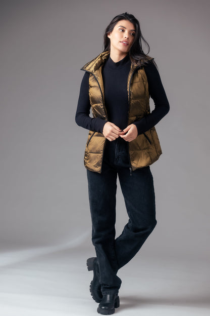 Jacklyn's Fashions Women's Metallic Puffer Vest