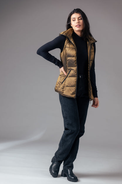 Jacklyn's Fashions Women's Metallic Puffer Vest
