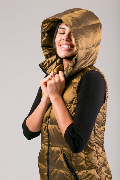Jacklyn's Fashions Women's Metallic Puffer Vest