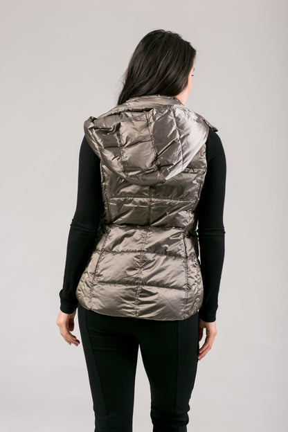 Jacklyn's Fashions Women's Metallic Puffer Vest