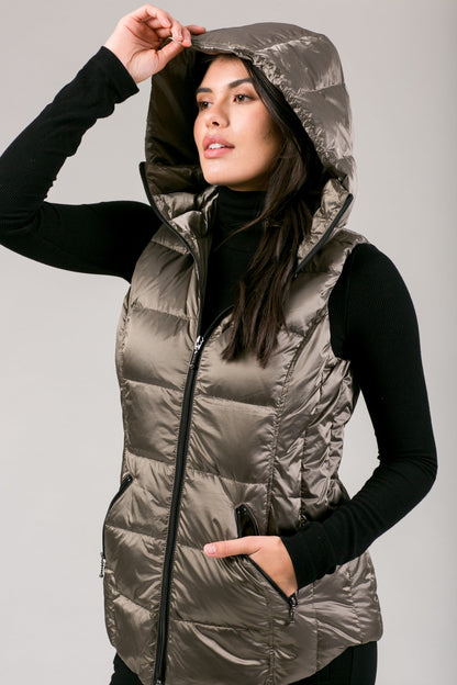 Jacklyn's Fashions Women's Metallic Puffer Vest
